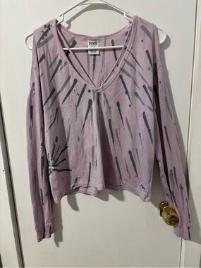 PINK Victoria's Secret Lilac V-Neck Long Sleeve Top with Charcoal Tie-Dye